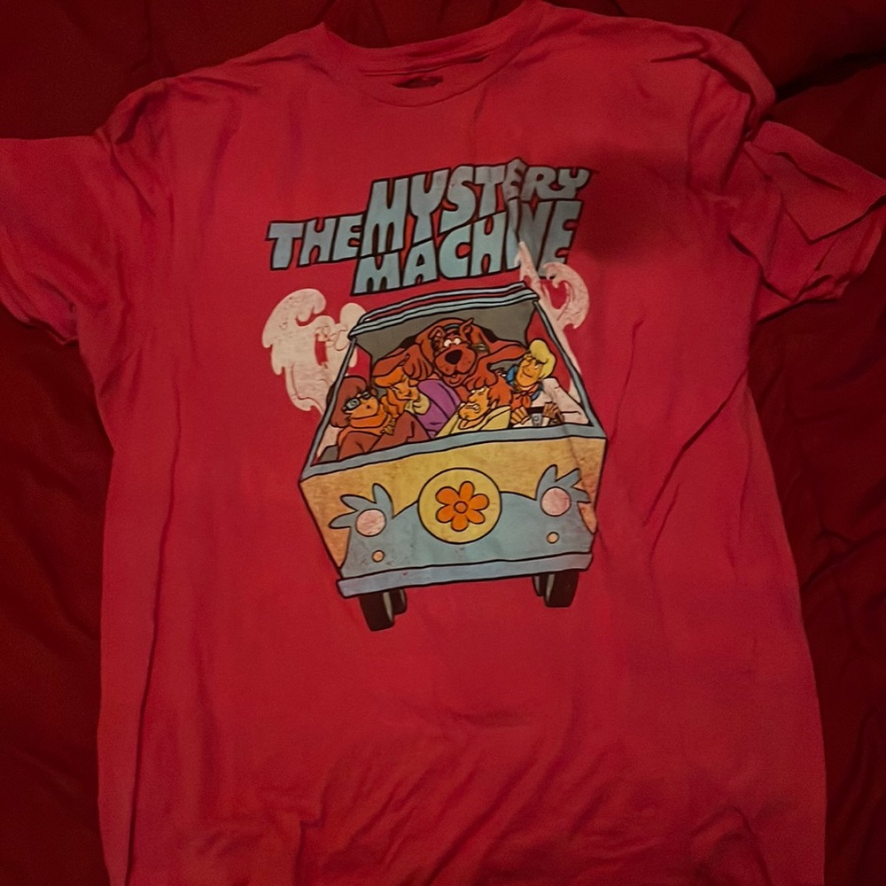 XL Scooby Doo T-shirt. Will include custom art thank you card for additional fee